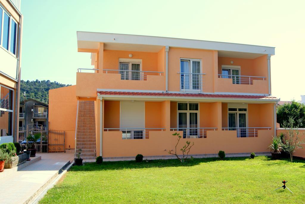 Guesthouse Vila Smilja Podgorica Zewnętrze zdjęcie